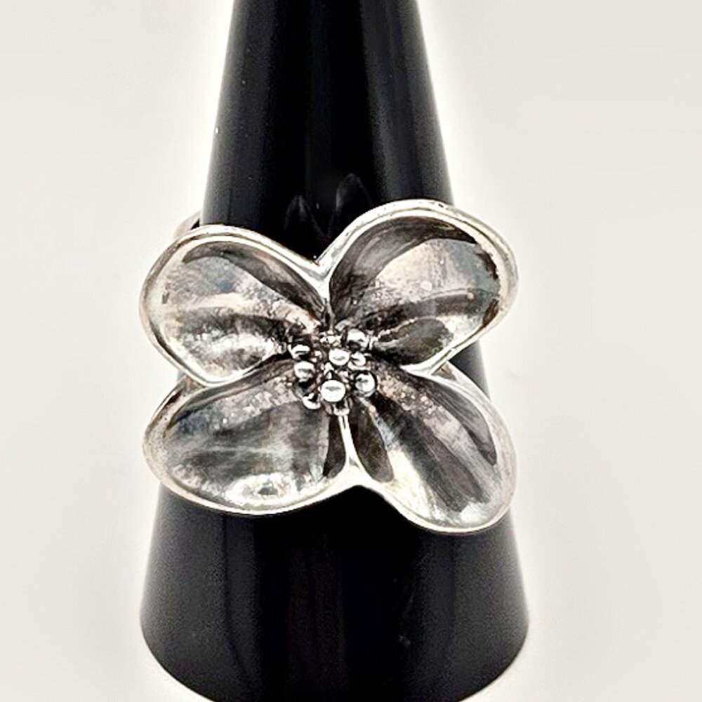 RLM Studio Sterling Silver Dogwood Flower Ring | Size 7.5 Nature Modernist Ring - Picture 4 of 8